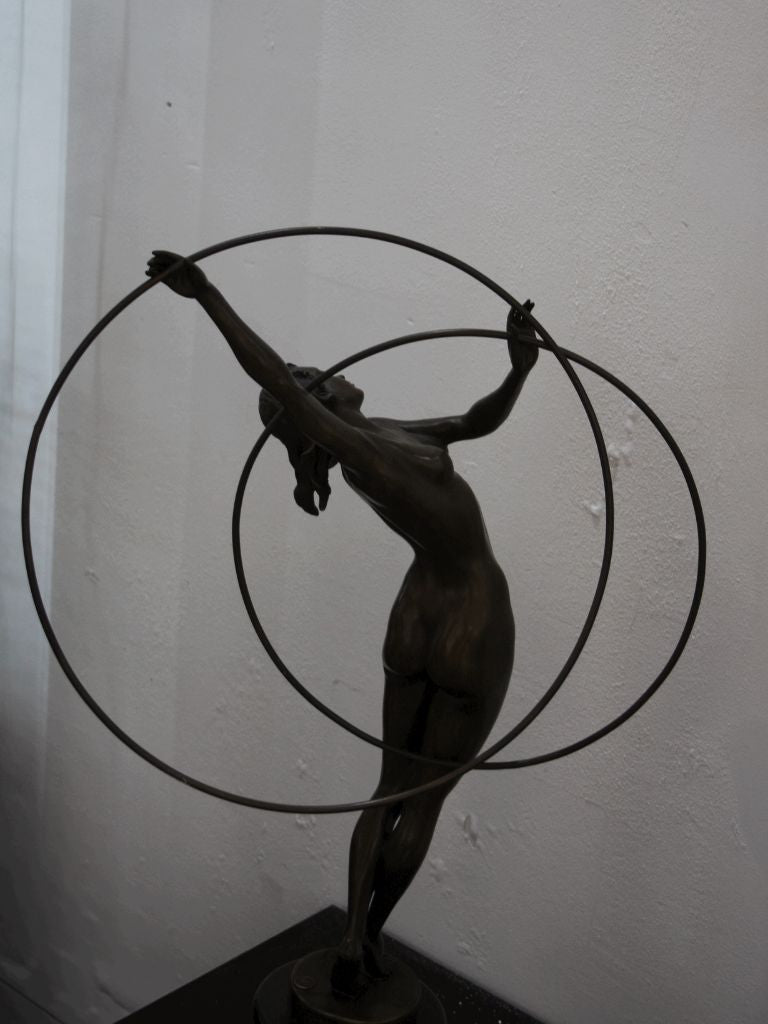 Bronzen Beeld - Hoepeldanseres