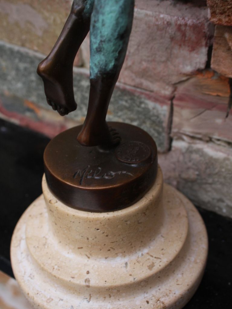 Bronzen Beeld - Touwtjespringende Dame