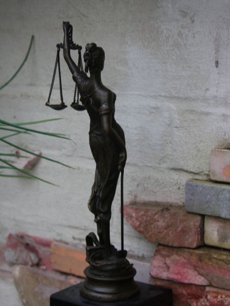 Bronzen Beeld - Vrouwe Justitia #2 - Mayer