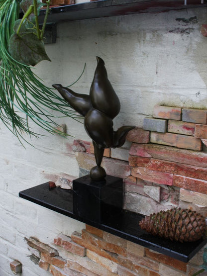 Bronzen Beeld - Dikke Dame