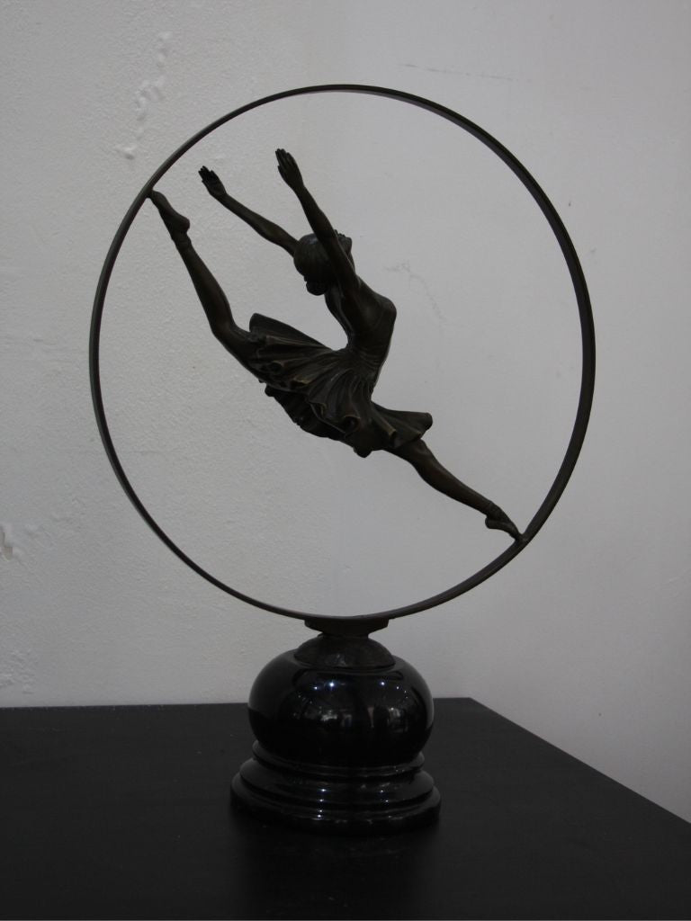 Bronzen Beeld - Hoepeldanseres #2
