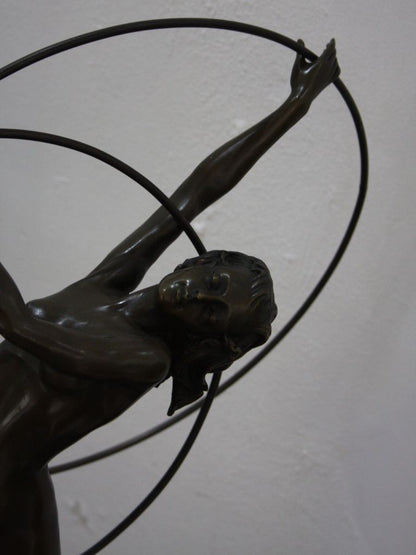 Bronzen Beeld - Hoepeldanseres