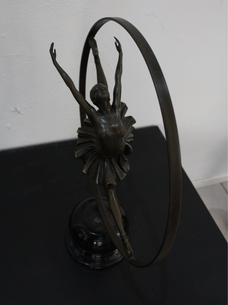 Bronzen Beeld - Hoepeldanseres #2