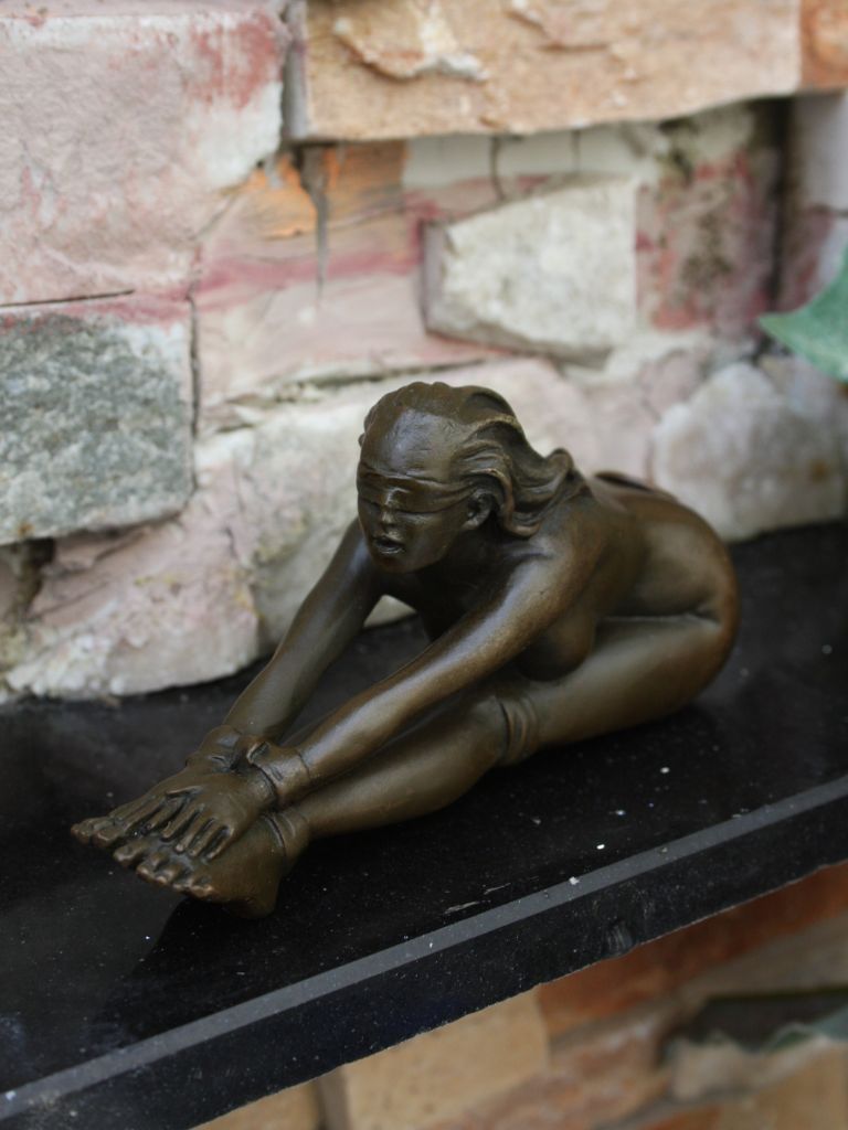 Bronzen Beeld - Liggende Vrouw #2