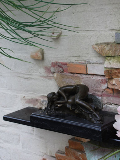 Bronzen Beeld - Liggende Vrouw