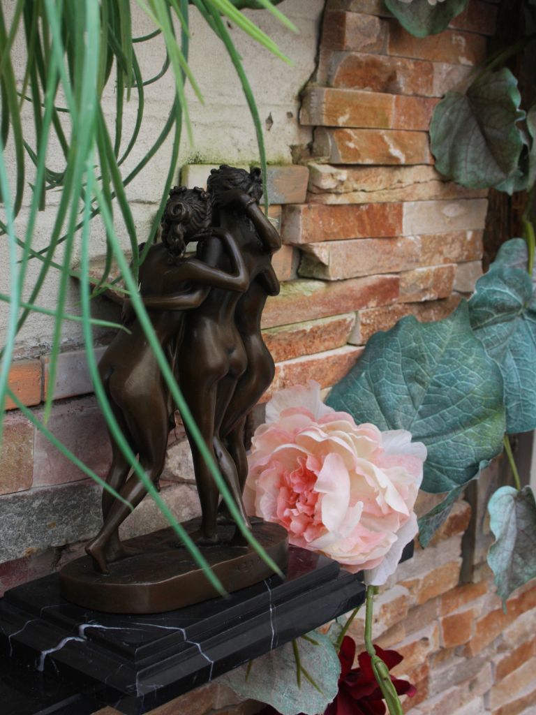 Bronzen Beeld - Trio