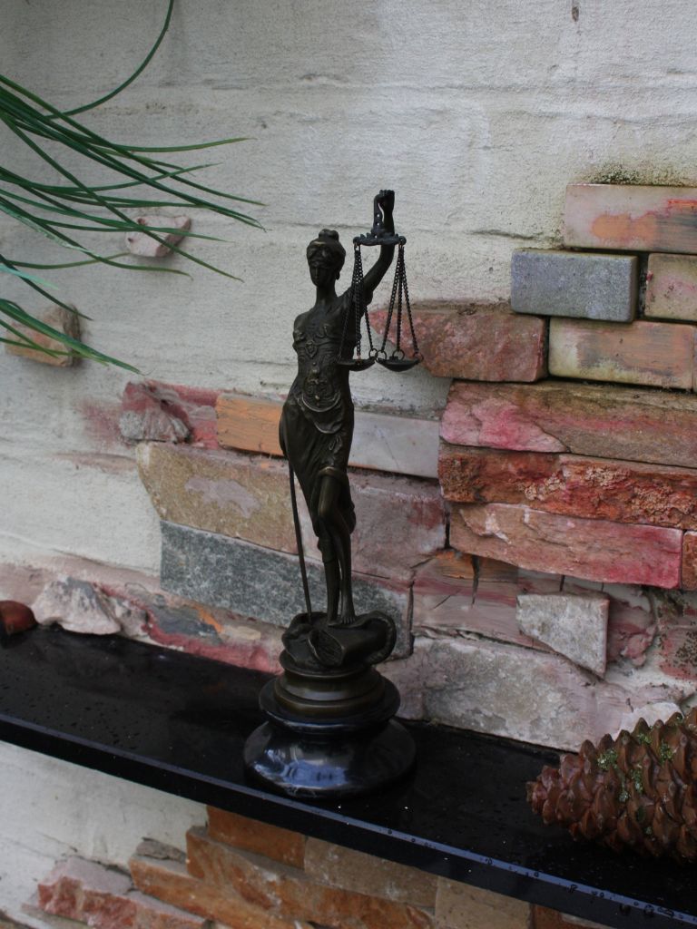 Bronzen Beeld - Vrouwe Justitia - Mayer