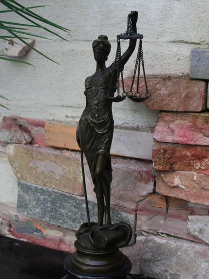 Bronzen Beeld - Vrouwe Justitia - Mayer