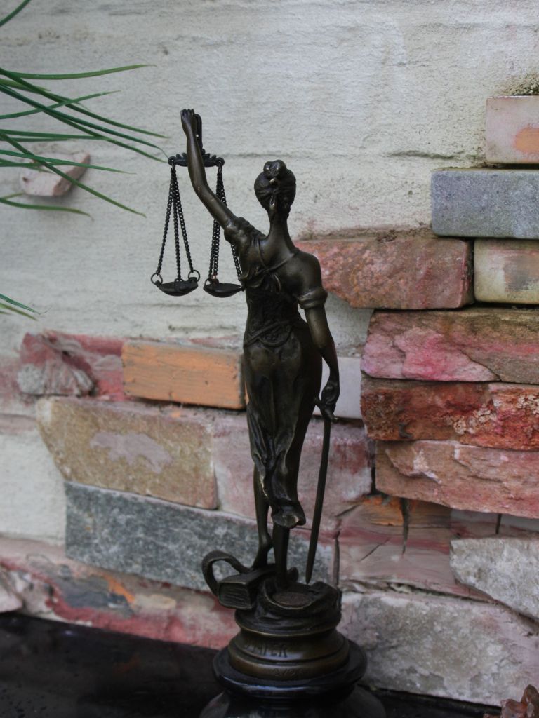 Bronzen Beeld - Vrouwe Justitia - Mayer